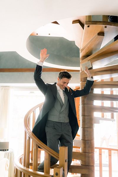 L'eleganza dello sposo in Tight