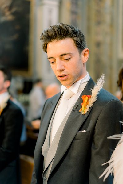 L'eleganza dello sposo in Tight