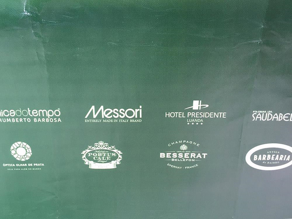 A tailored bespoke suit branded Messori as the first prize at the international golf tournament Villas & Golfe International Cup. 