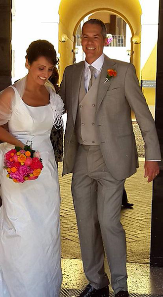 Abito elegante da sposo su misura