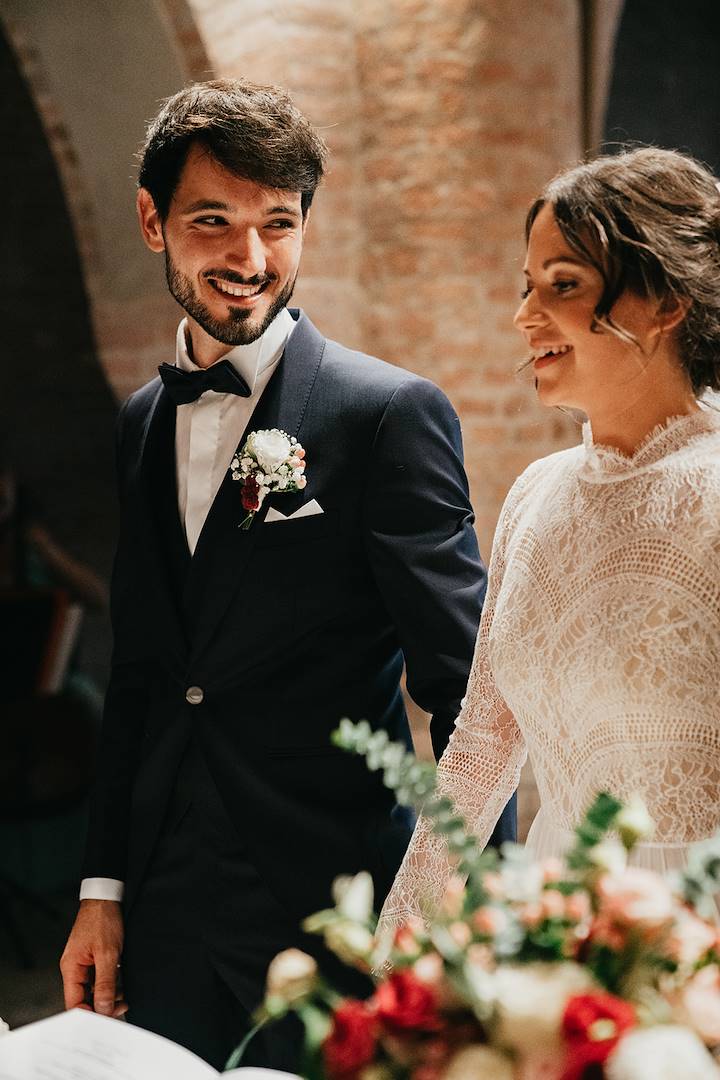 Abito sposo su misura: la scelta dello smoking blu midnight