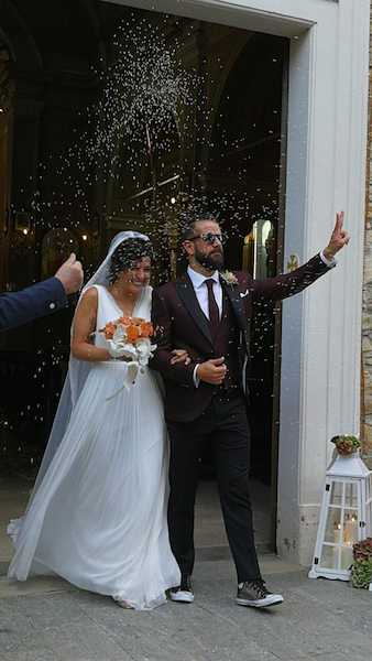 Alternative and charming wedding dress for an eclectic groom