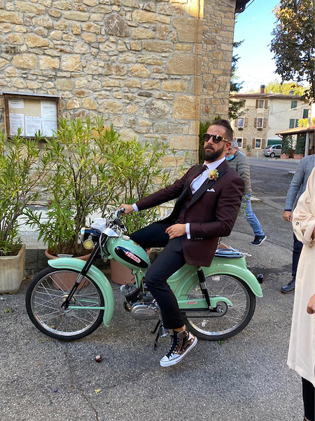 Alternative and charming wedding dress for an eclectic groom