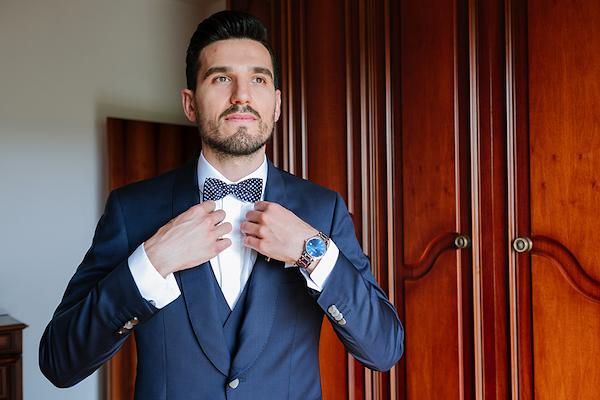 Il Mezzo Tight e le sfumature British per un abito dall'eleganza immortale