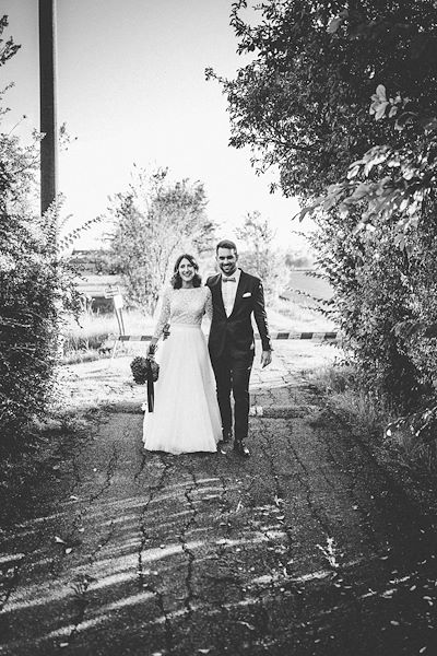 L'abito da sposo per un matrimonio country chic