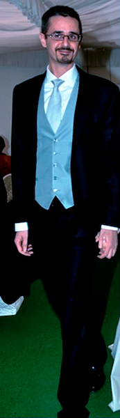 Made to measure three-piece suit