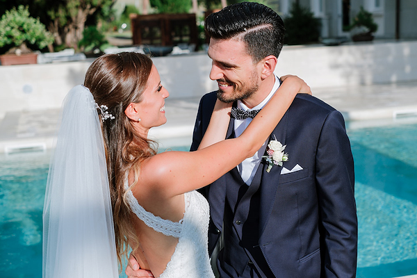 The Half Tight and British shades for a dress of immortal elegance